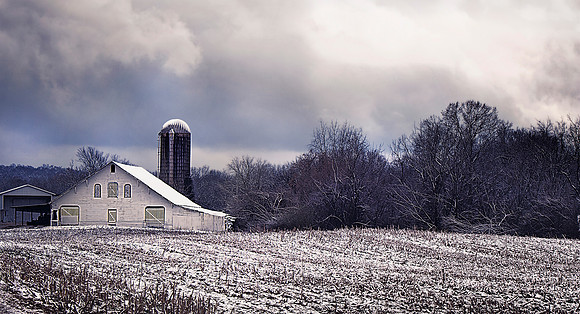 2020 Winter snow barn1